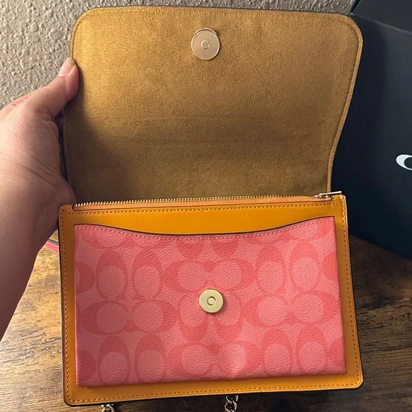 Coach Klare Crossbody Bag in Blocked Signature Canvas. - Picture 5 of 10